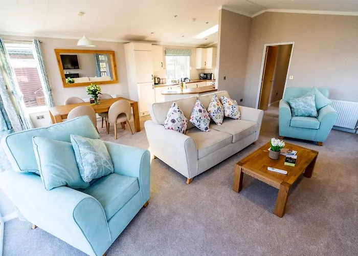 Deneb With Hot Tub * مالتون