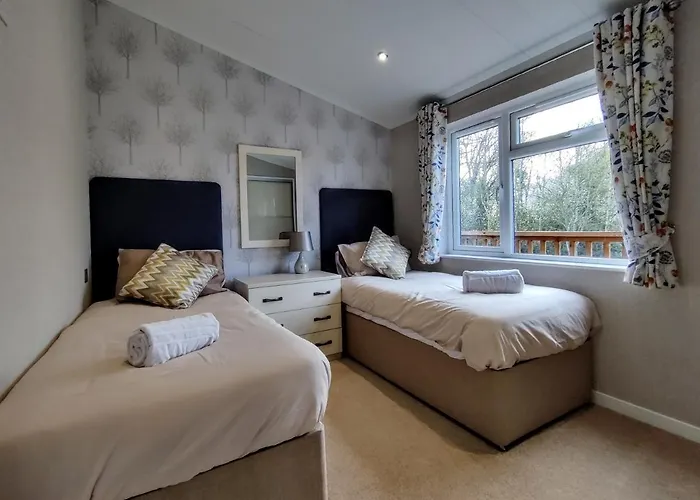 Deneb With Hot Tub بيت للعطل