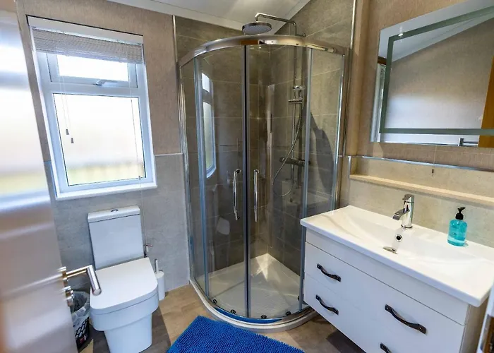 Deneb With Hot Tub مالتون